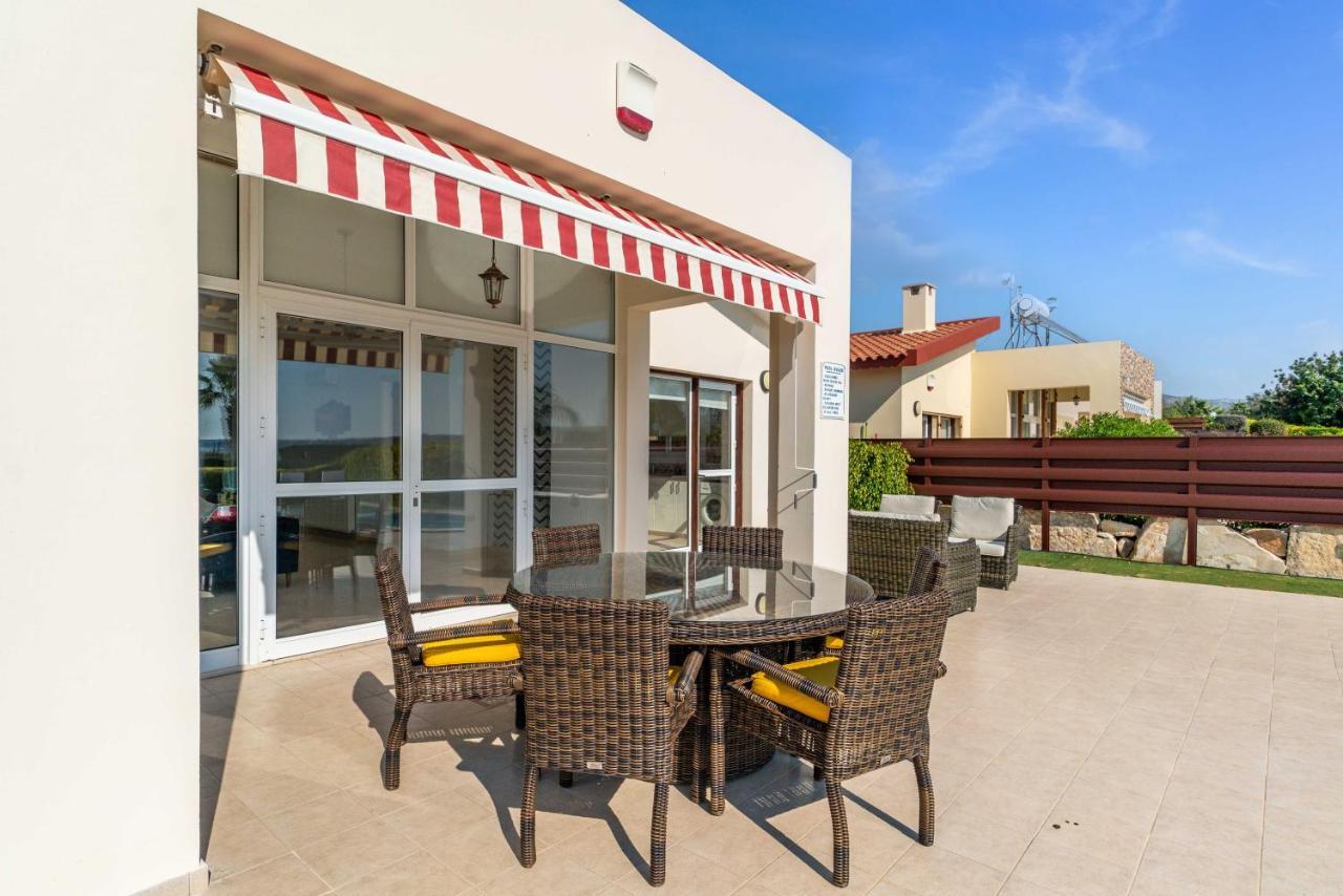 Villa Marina Sunrise By Ezoria Villas Coral Bay Luaran gambar