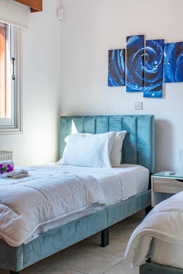 Villa Marina Sunrise By Ezoria Villas Coral Bay Luaran gambar