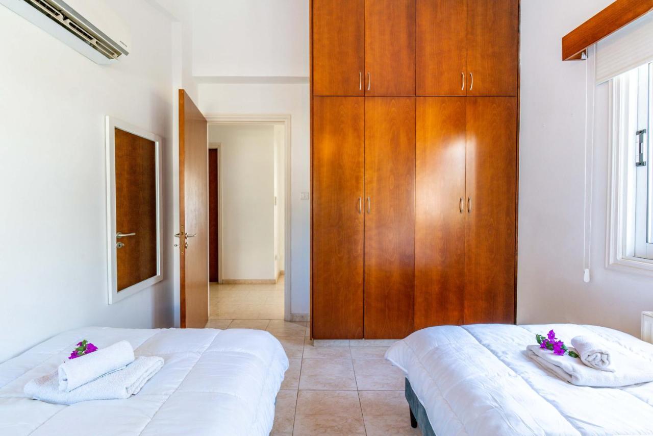Villa Marina Sunrise By Ezoria Villas Coral Bay Luaran gambar